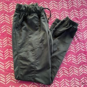 Woman’s scrub pants size XS